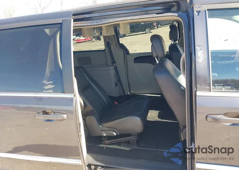 2016 Chrysler Town & Country Touring из США, поврежденный, VIN 2C4RC1BG9GR231882